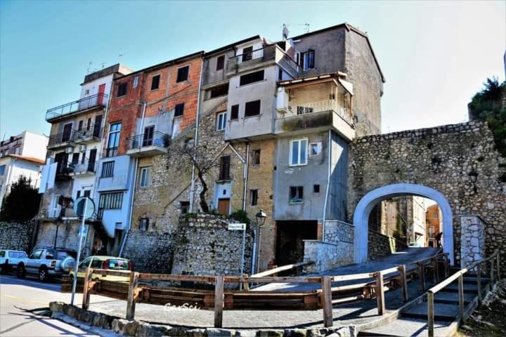 Hotel Rossyiva Minturno Exteriér fotografie